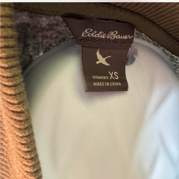 Eddie Bauer Women’s Bomber Jacket - Picture 4 of 5